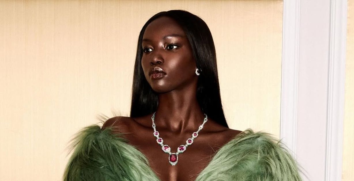 أنوك ياي تتوج بلقب عارضة الأزياء لعام 2025 في جوائز الموضة بلندن