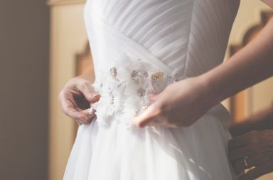 فساتين عروس ناعمه​ ​تلائم جسم الفتيات النحيفات والرشيقات