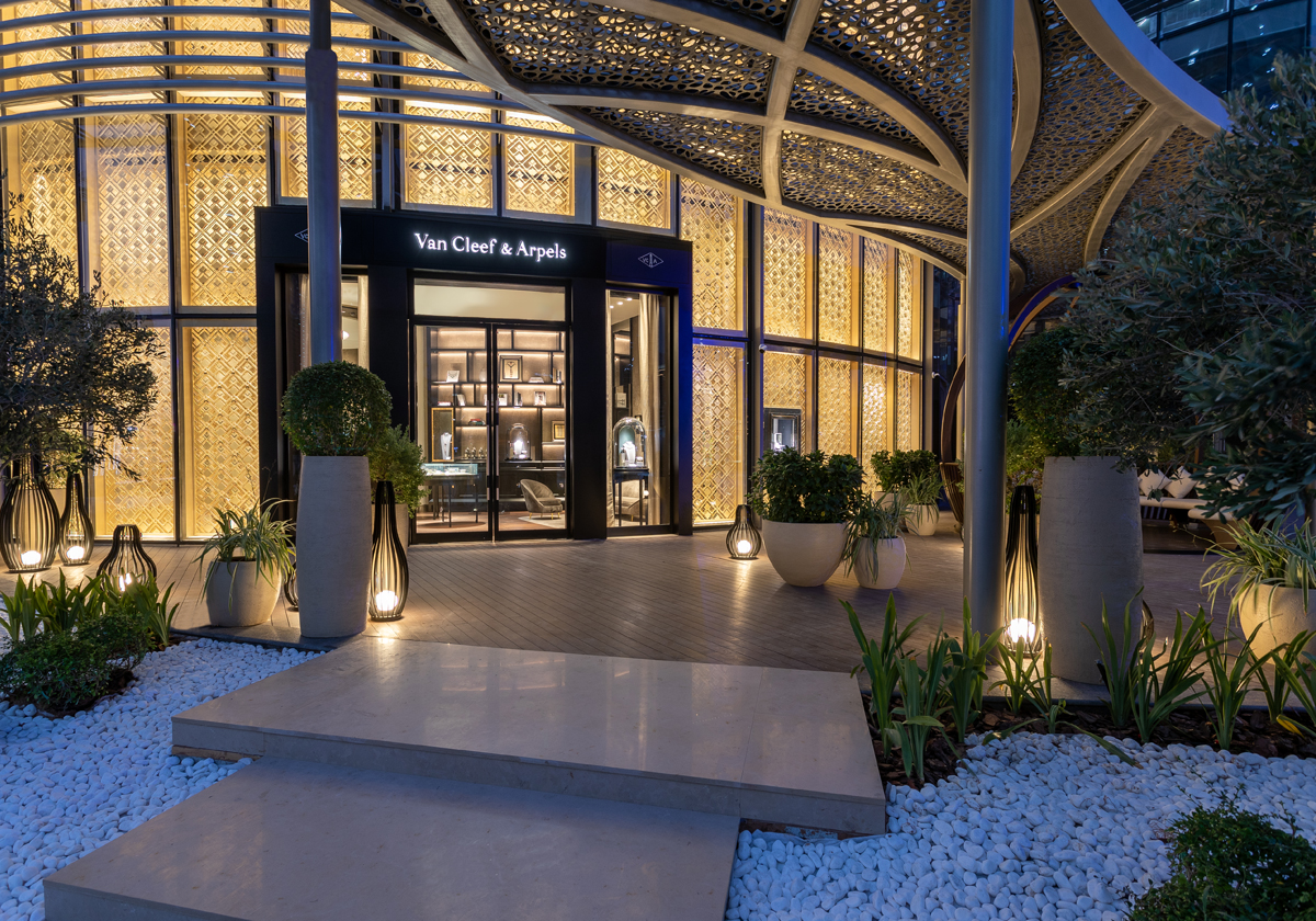 بوتيك Les Salons Van Cleef & Arpels  في الإمارات