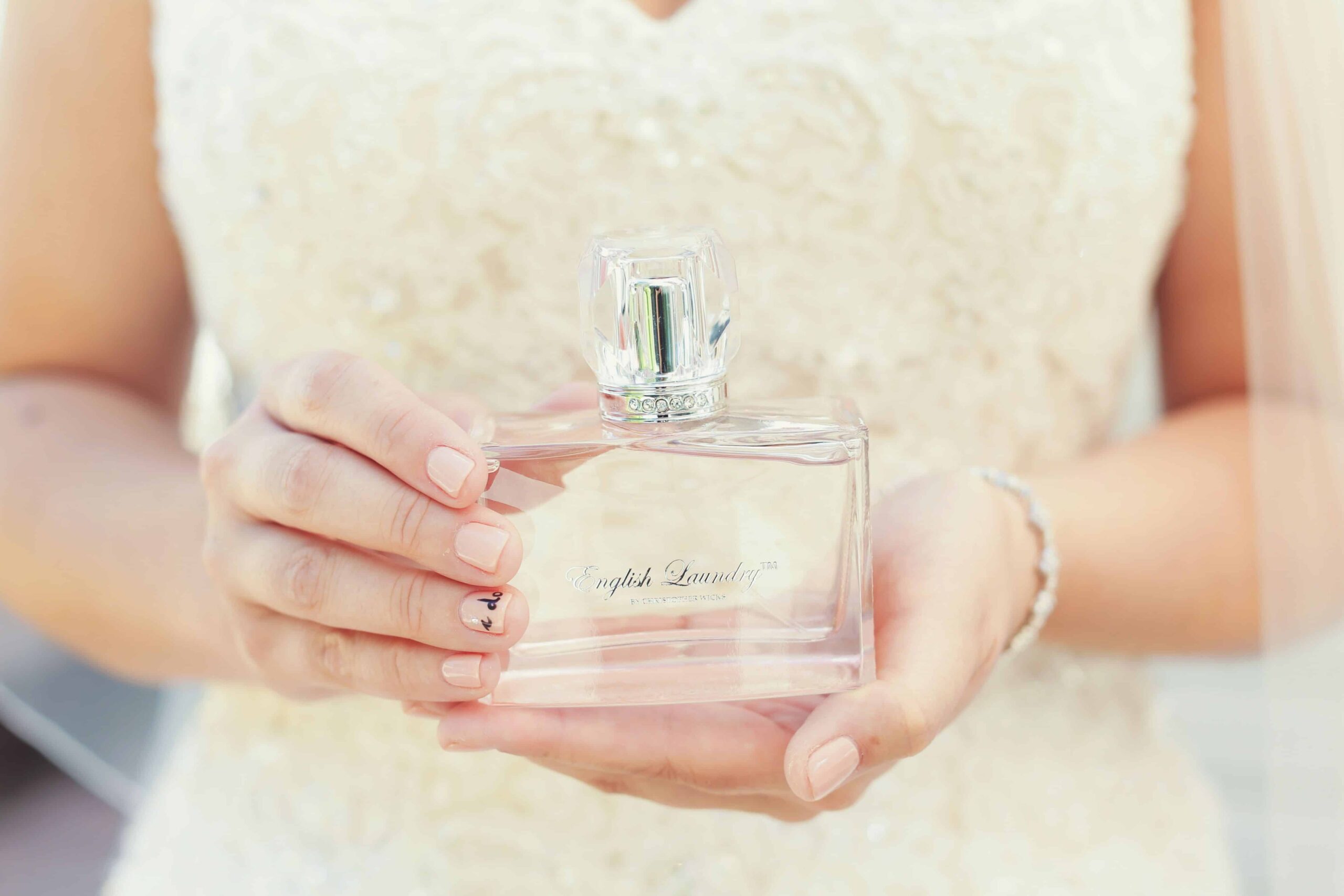 مجموعة اجمل للعطور انستقرام