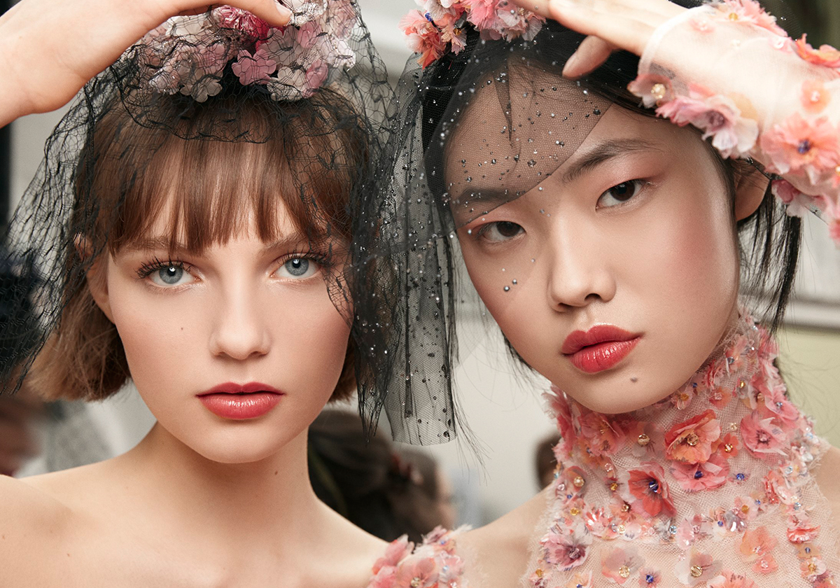 حصرياً لياسمينة: كواليس ماكياج CHANEL في أسبوع الهوت كوتور في باريس لصيف 2018