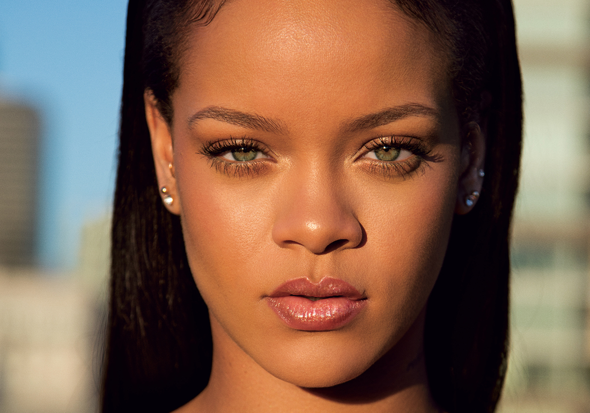 إطلاق ريهانا لمستحضرات Fenty Beauty في المملكة العربية السعودية. 