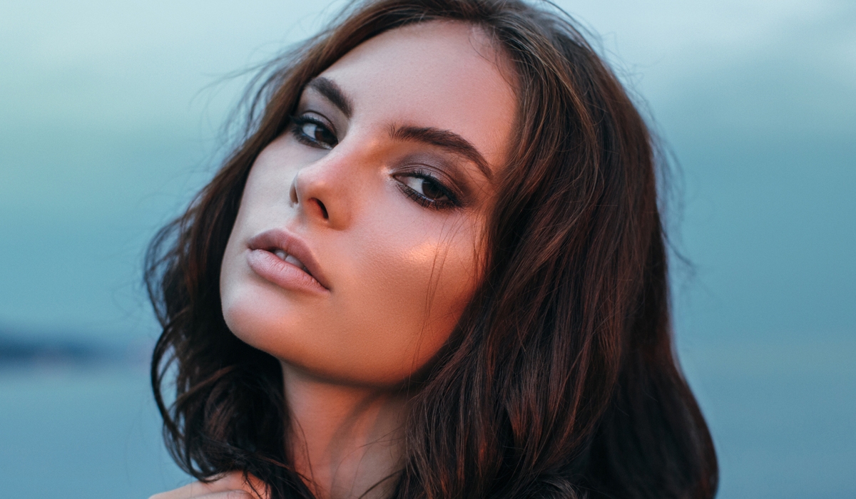 تعلمي اساسيات المكياج بالخطوات