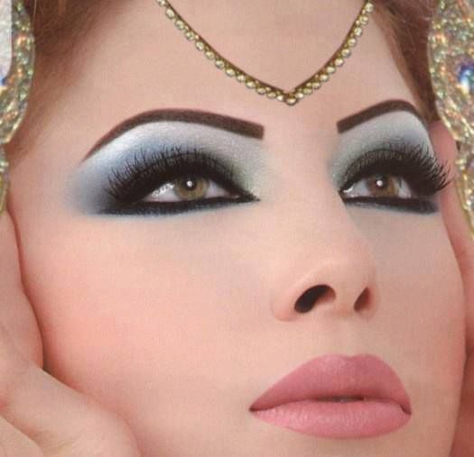 مكياج خليجي فخم بالخطوات