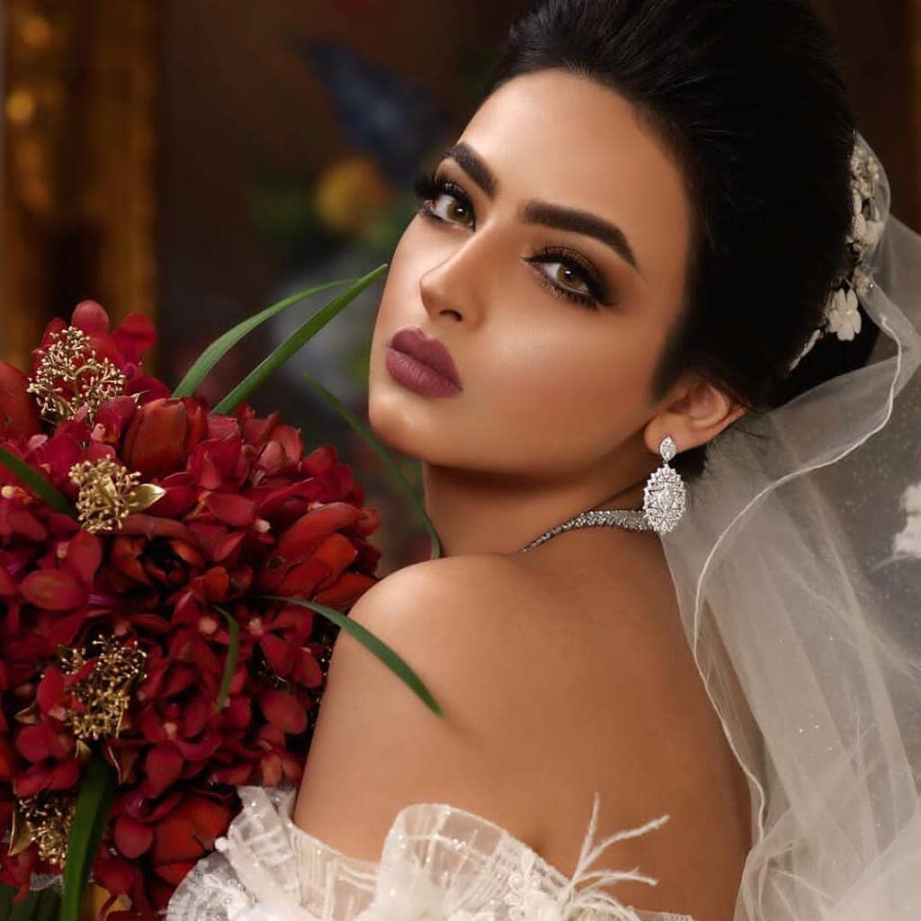 مكياج عروس خليجي فخم