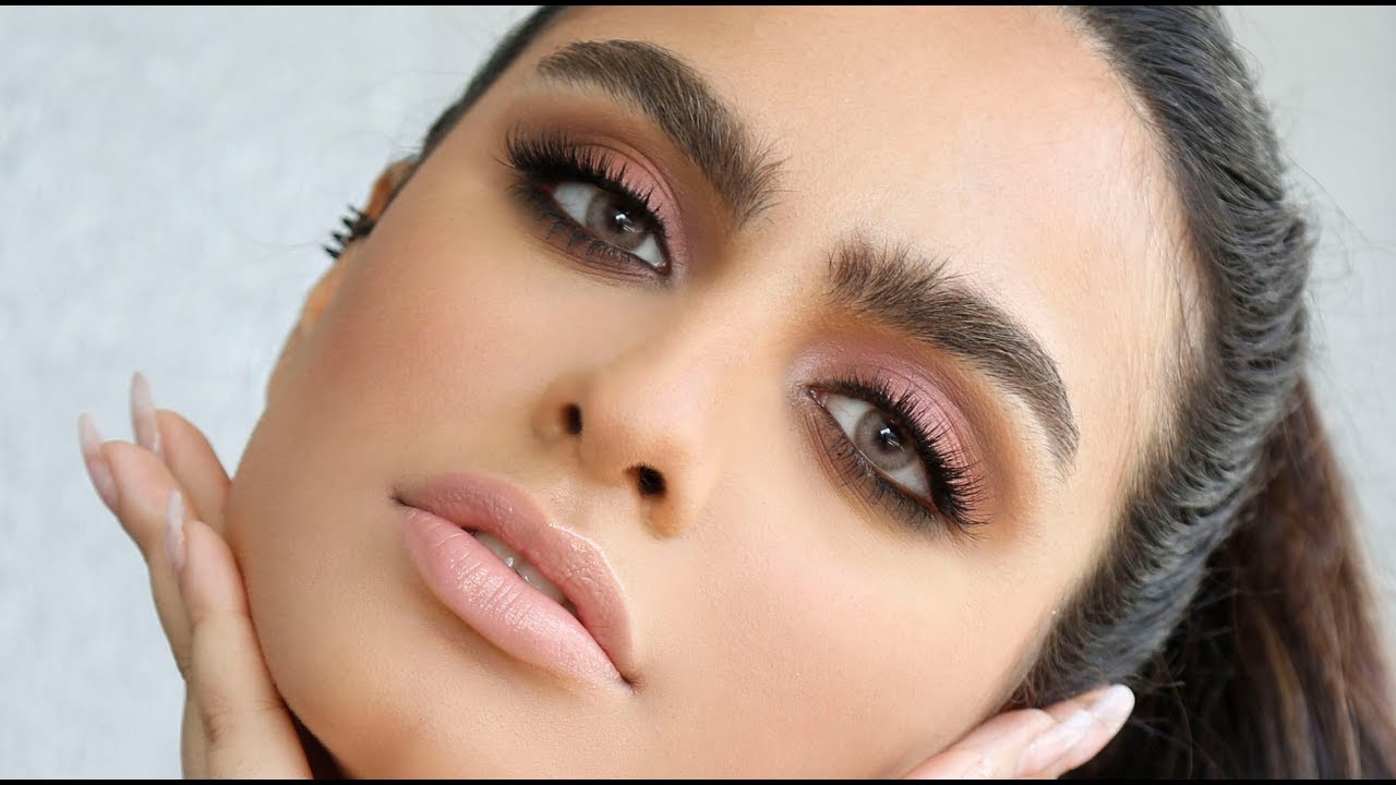 ايلاينر العيون الناعسه