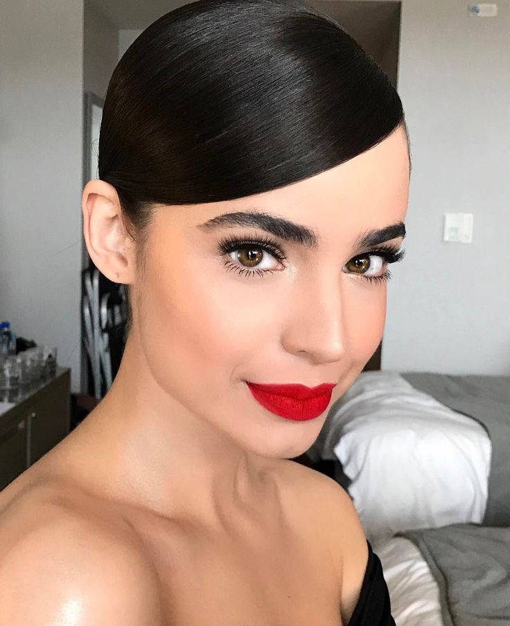 صور مكياج فرنسي ناعم وثقيل