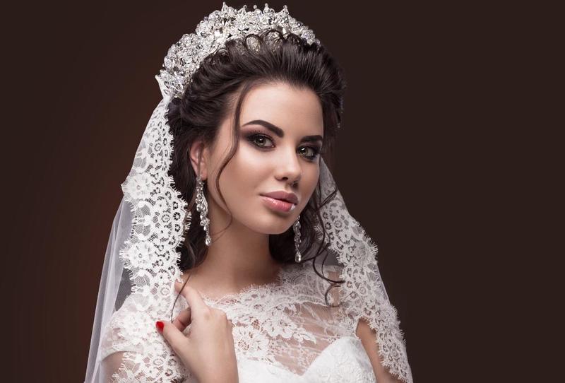 طريقة تنسيق اكسسوارات عروس