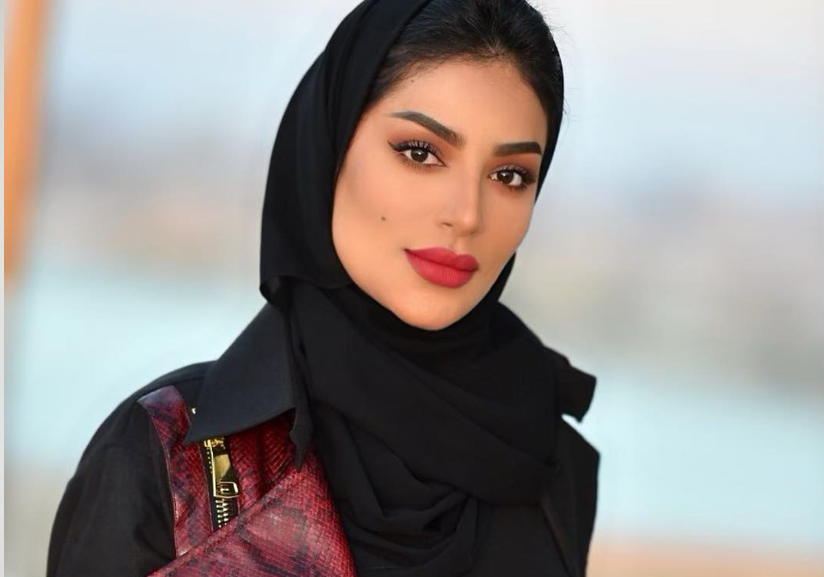 شبيهة نادين نجيم ترد على المنتقدين