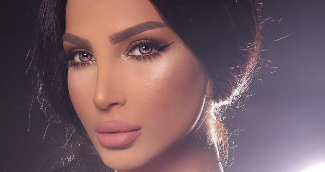 طريقة عمل أجمل مكياج عيون لاطلالة مميزة
