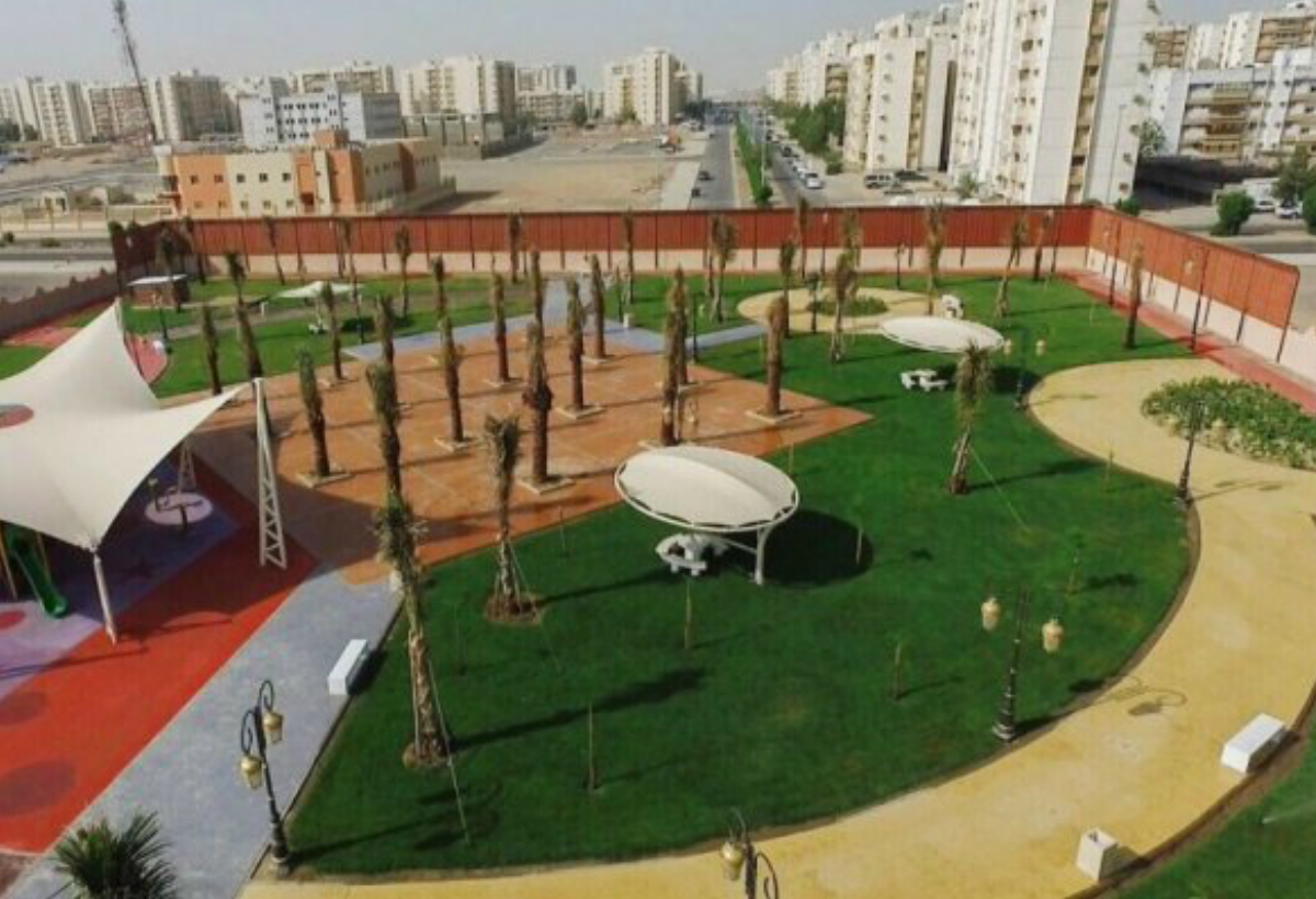 5 مهندسات سعوديات يهندسن حدائق ومرافق جدة 
