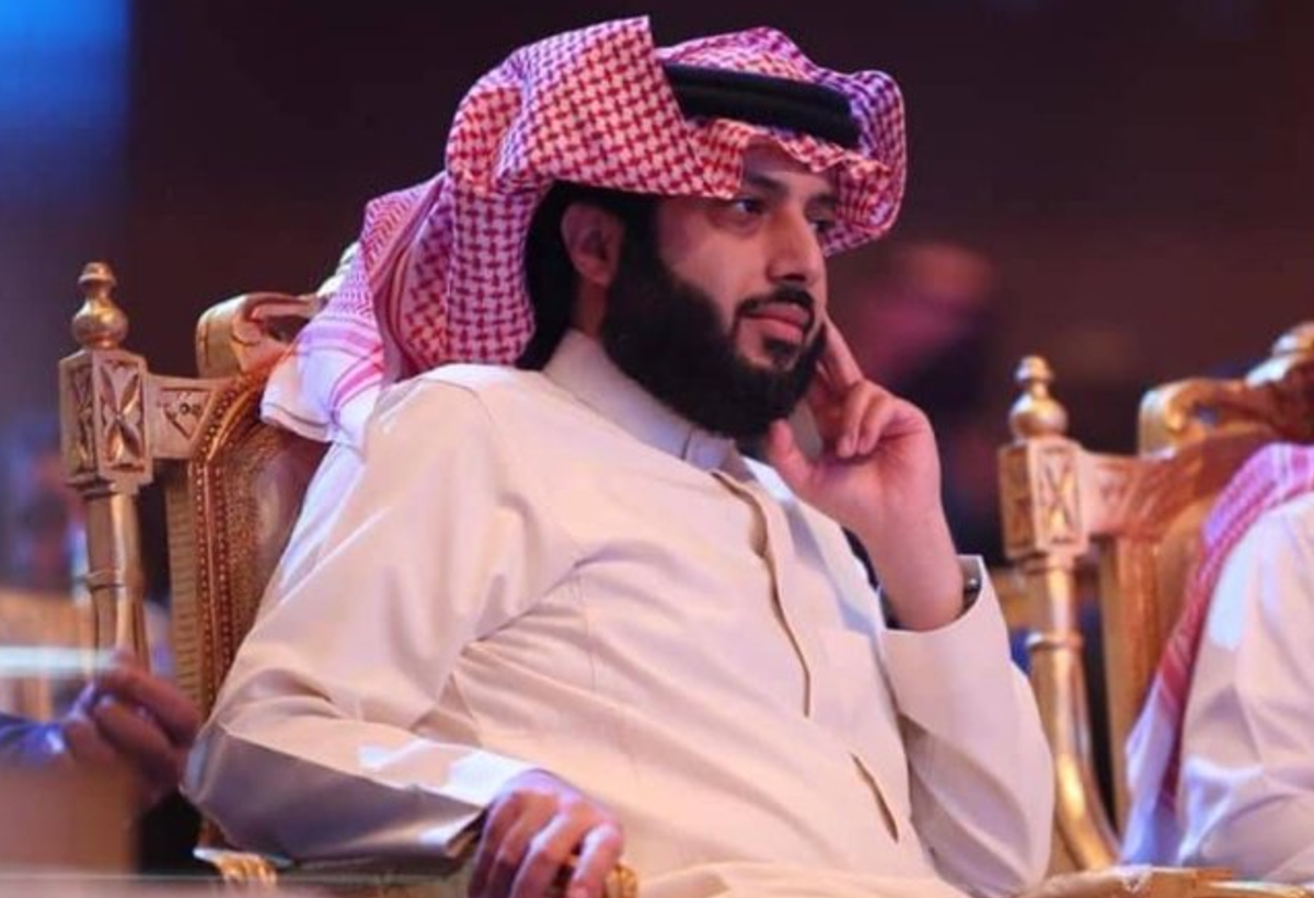تركي آل الشيخ لا يحتفل "بيوم الحب" 