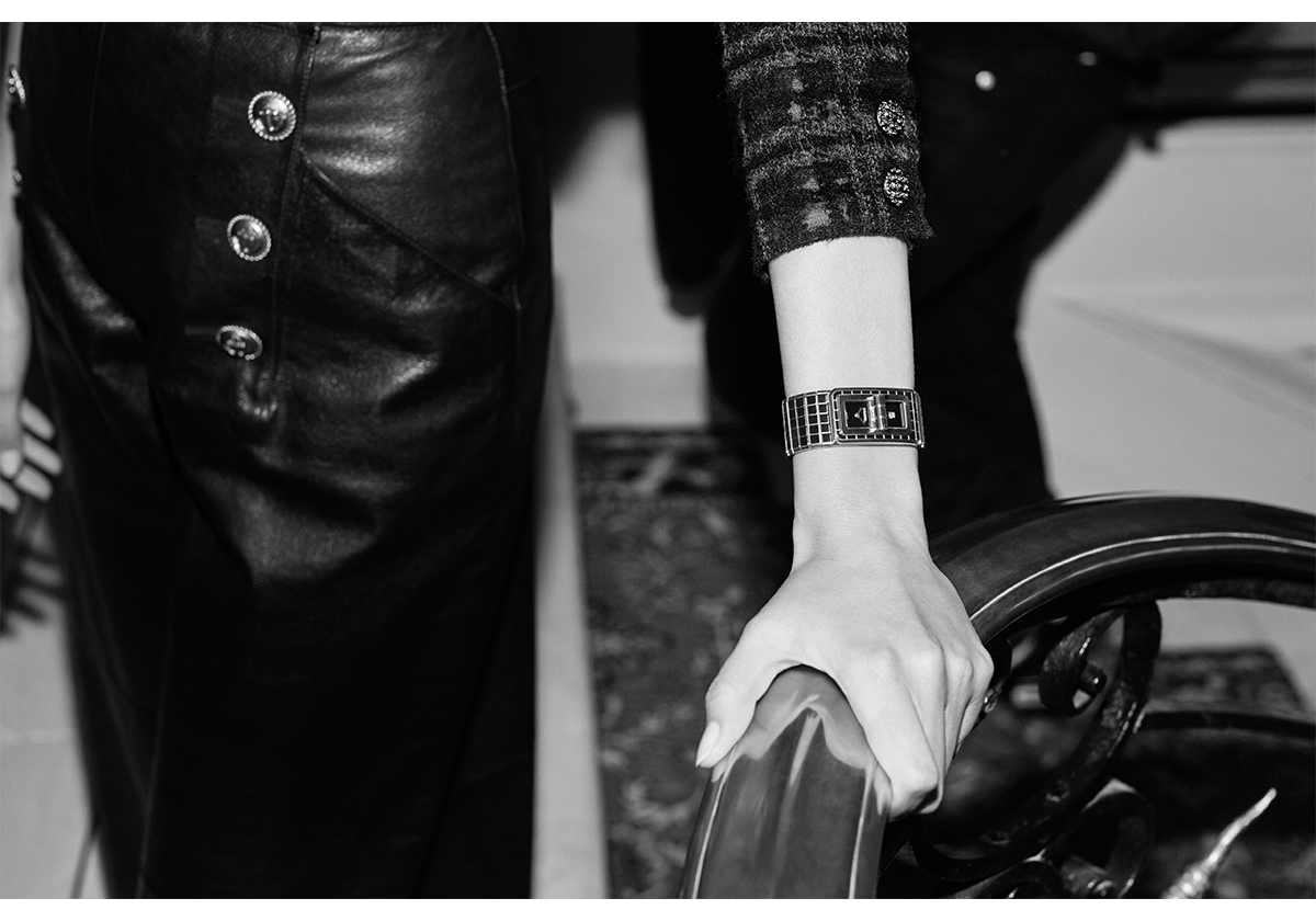اختاري ساعة Code Coco من CHANEL