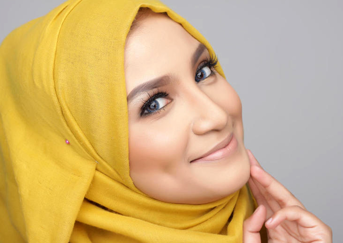 حيل مكياج طبيعي لإخفاء تعب البشرة في رمضان