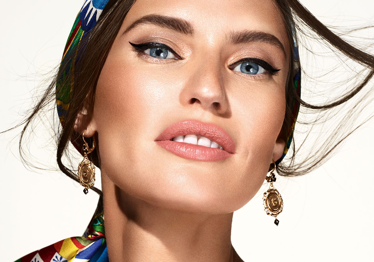 ثلاثية الموضة والمكياج والحياة في مجموعة مكياج Dolce&Gabbana الجديدة