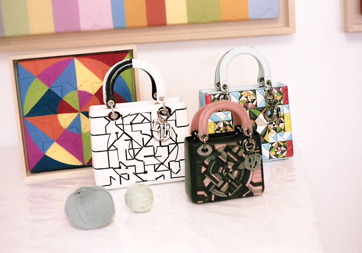 حقيبة Lady Dior الأيقونية تتحوّل إلى تحفة فنية