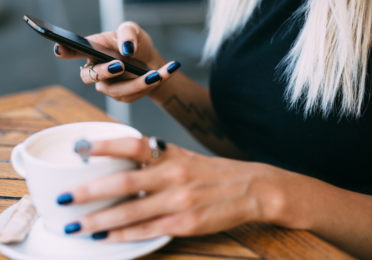 اليك 3 حيل عبر واتساب تتأكدين من خلالها بأنه غير صادق