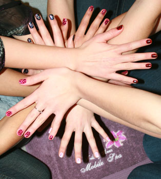 Beauty Party مع صديقاتك، كيف تنظمينها؟