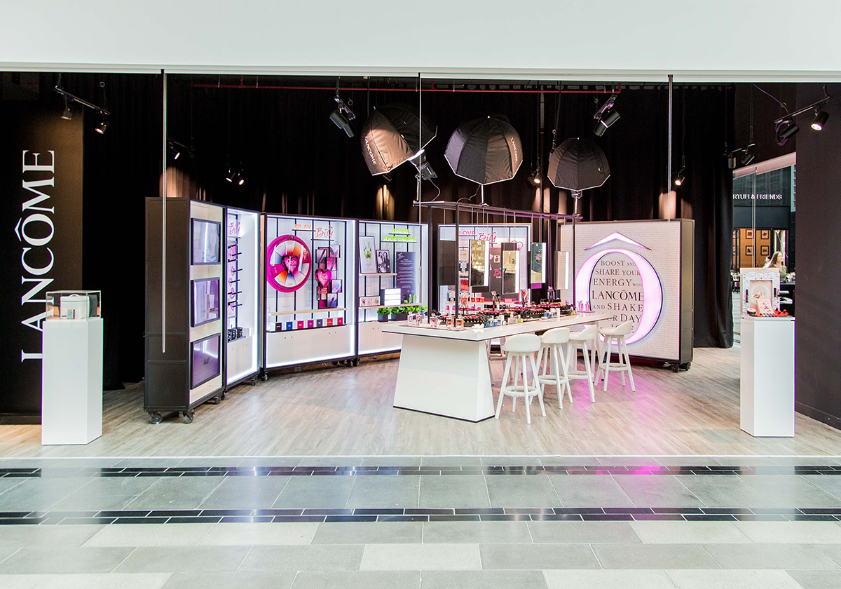 إفتتاح متجر Lancôme المؤقّت في 2 City Walk في دبي .