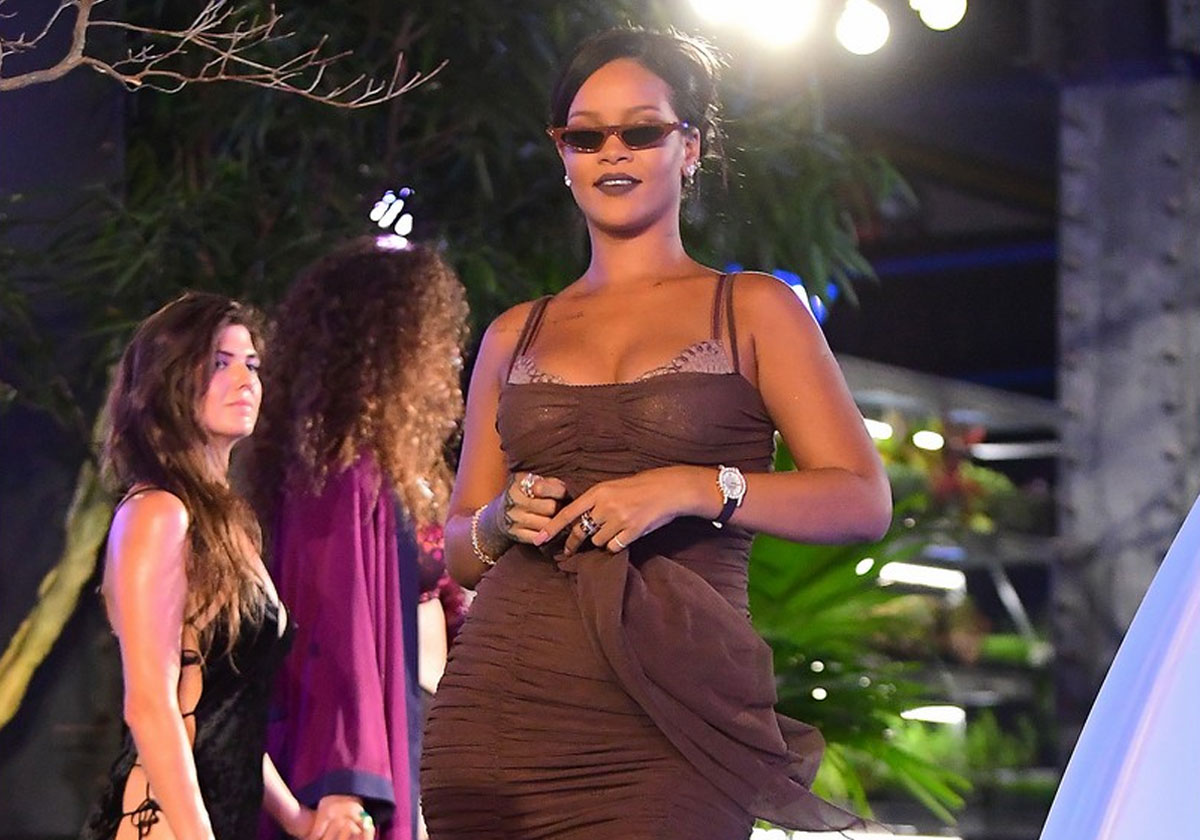 عرض أزياء لانجري Fenty يشهد على المشاركة الأولى للمرأة الحامل والفضل لريهانا!