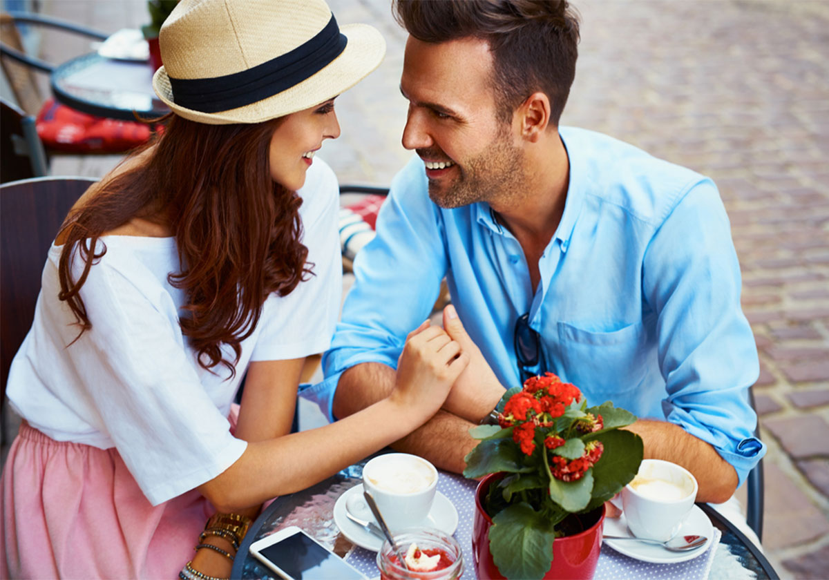 4 ملامح جمالية تجذب الرجل في وجه المرأة! فهل تملكينها؟