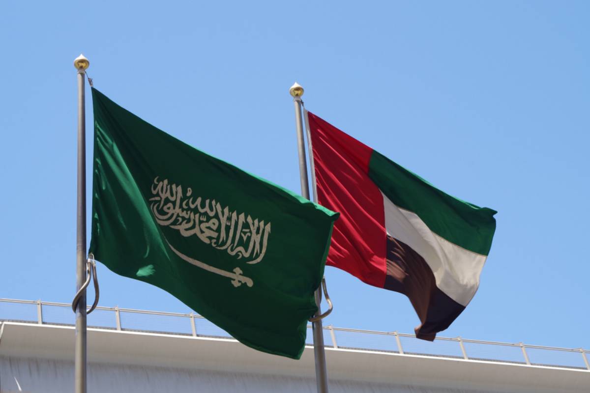 السعودية تشارك الامارات في احتفال اليوم الوطني تحت شعار "معاً أبداً"