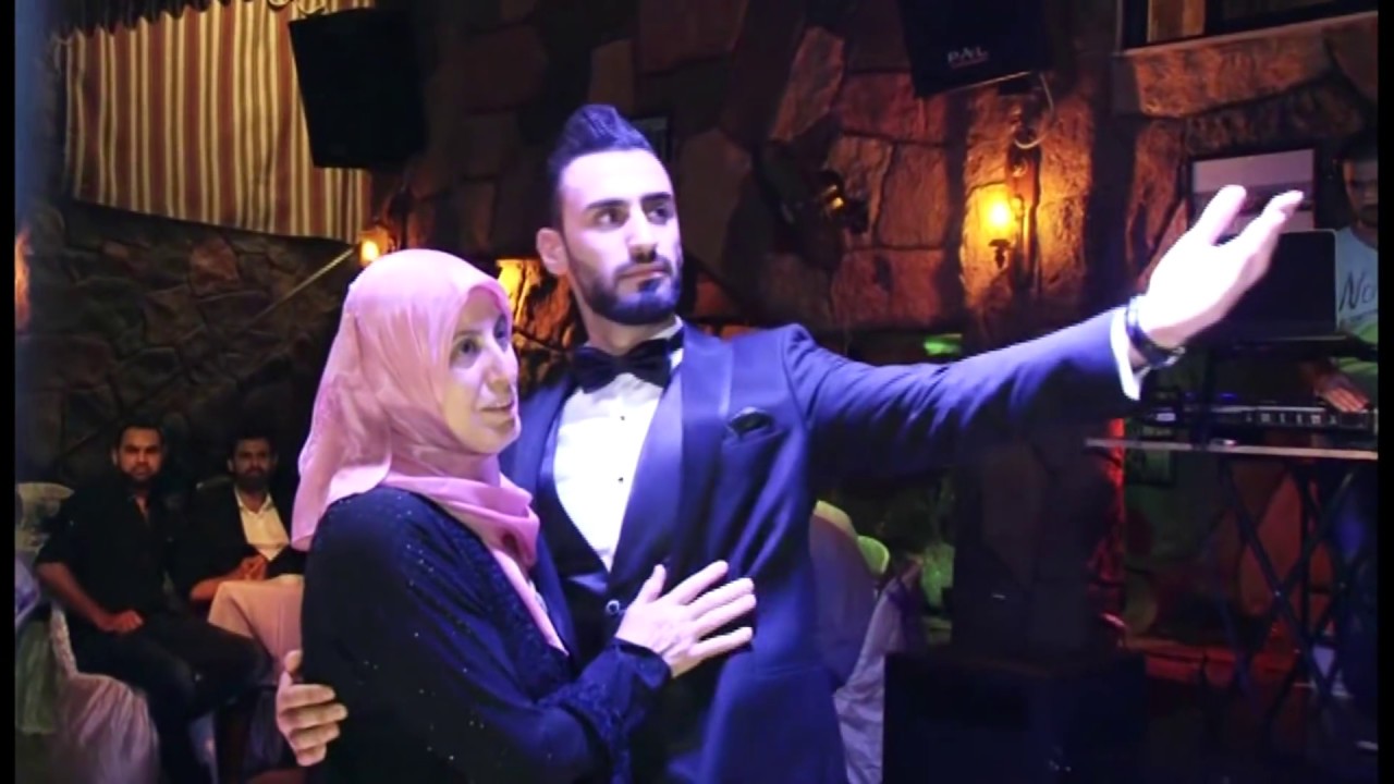 زفة ام العريس المناسبة