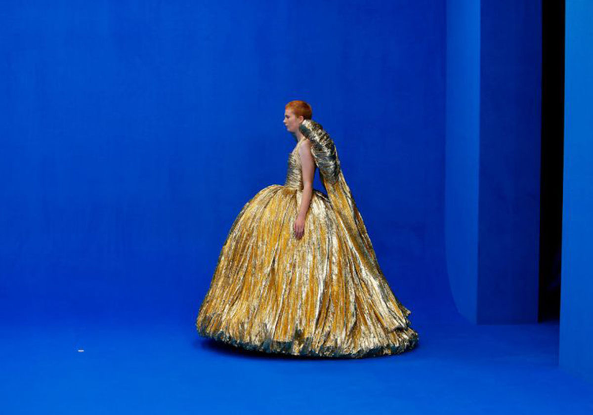 مجموعة Balenciaga لربيع وصيف 2020