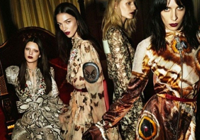 صور إعلان كيندل جينير لـ Givenchy 