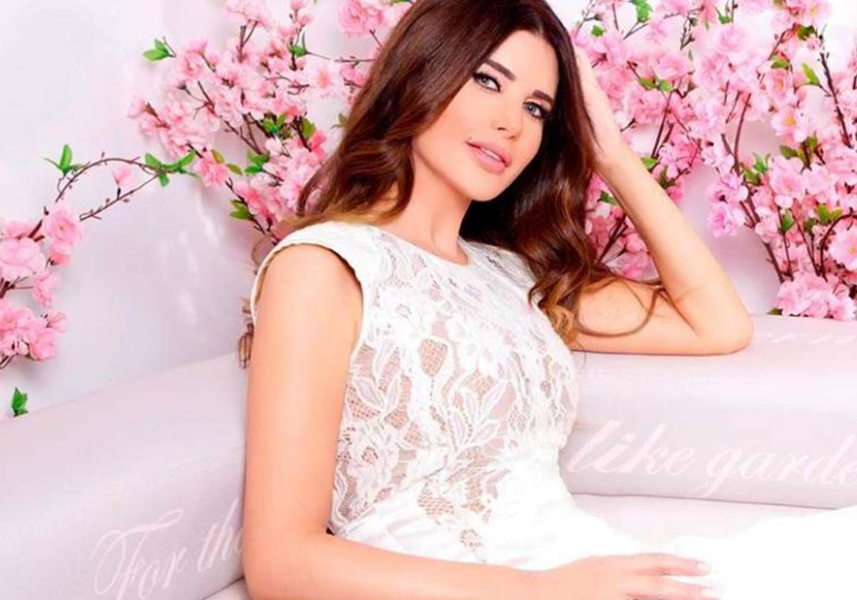 إبنة منى أبو حمزة ترث الجمال عن أمّها..شاهدي أحدث صورها!