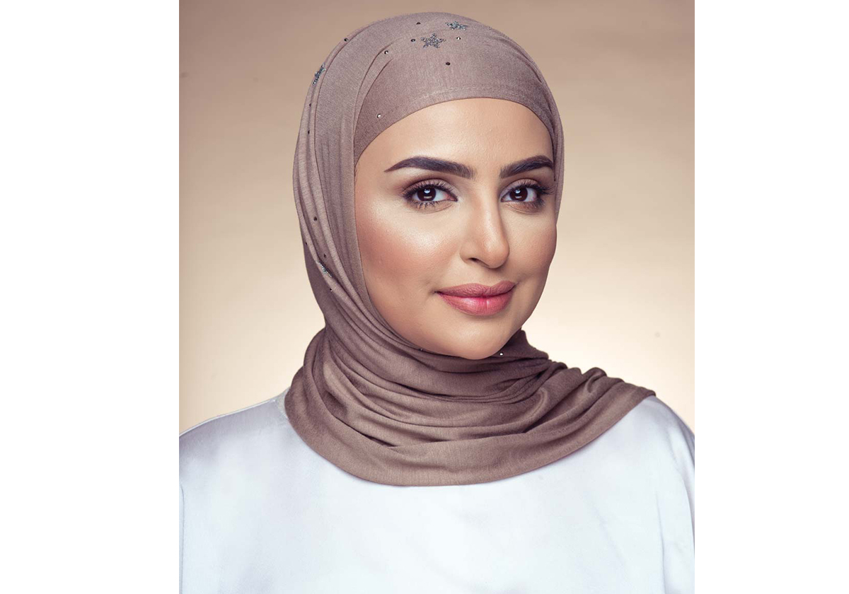 الكونتور والرفع والهايلايت باستخدام Miracle Contouring Palette من ماكس فاكتور
