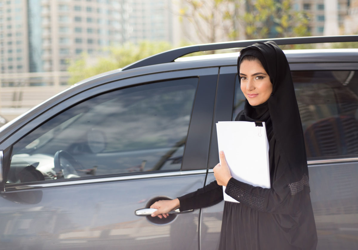 خطوات تقديم رخصة قيادة للنساء في السعودية