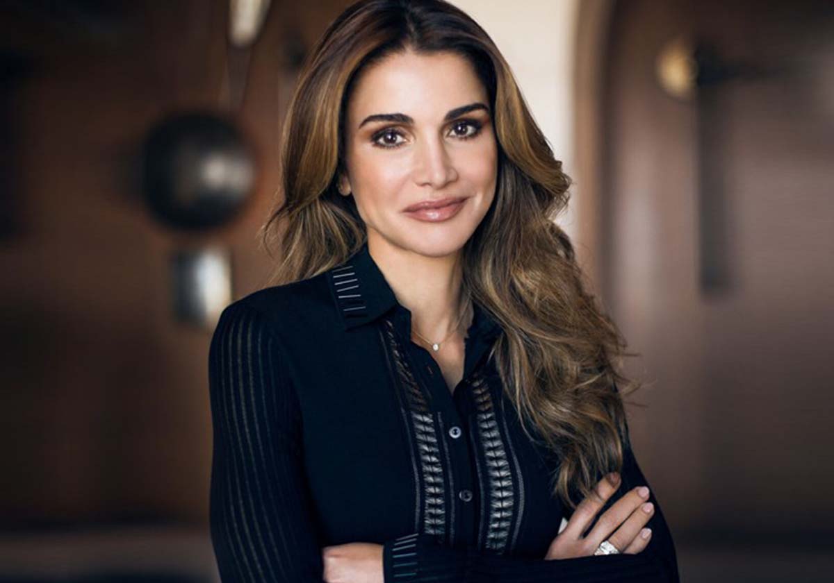 الملكة رانيا تعايد الأميرتين إيمان وسلمى على انستغرام!