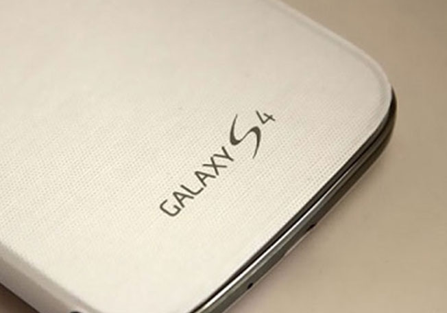 Galaxy S4 Zoom الجديد