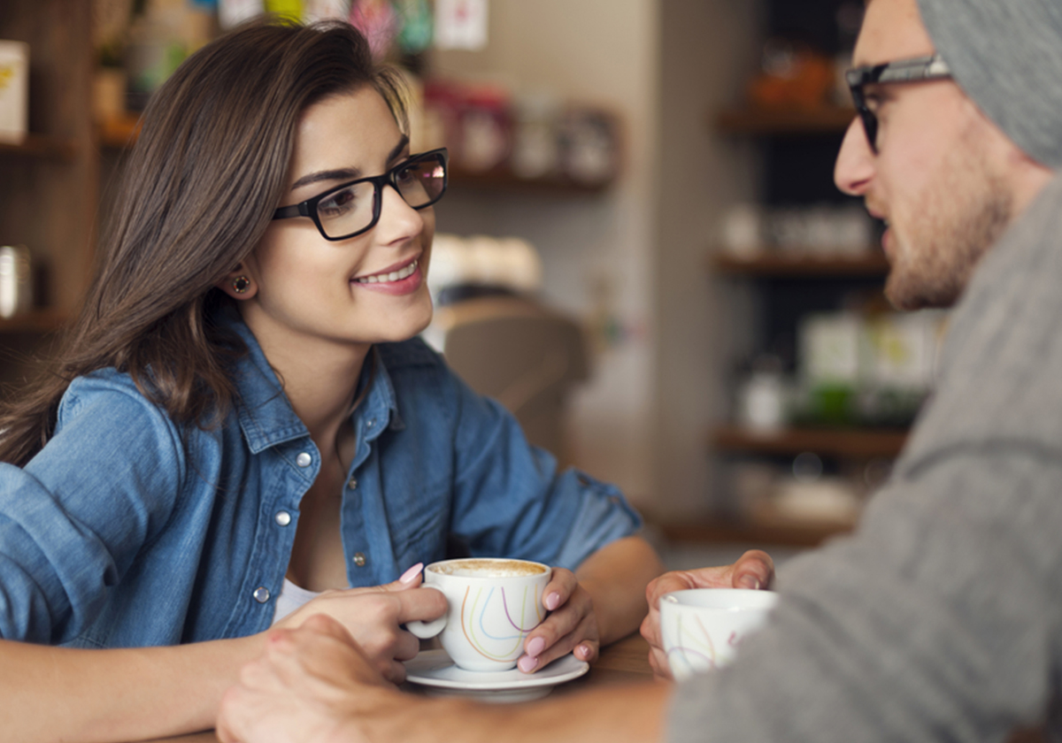 اشارات تعرف من خلالها المرأة الذكية أنّ هذا الرجل يكذب!