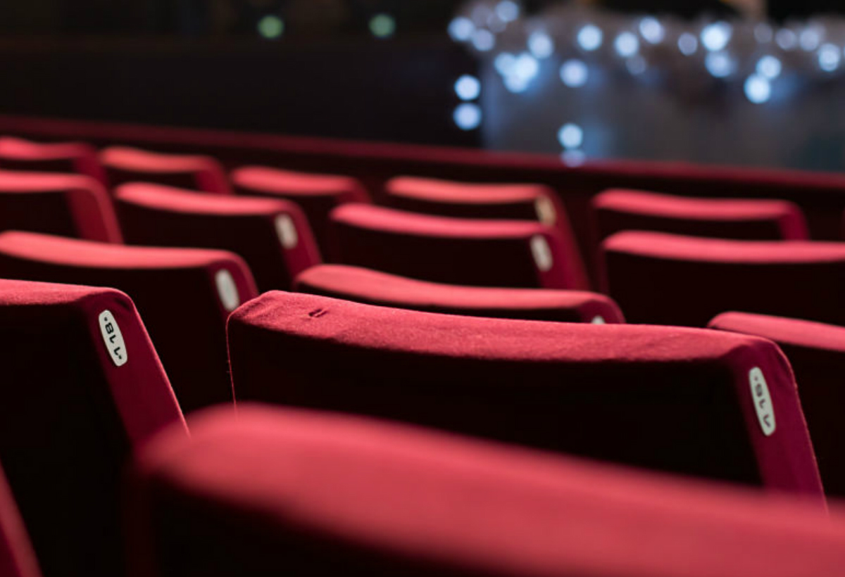 تعليق عروض الأفلام في صالات ودور السينما بالمملكة