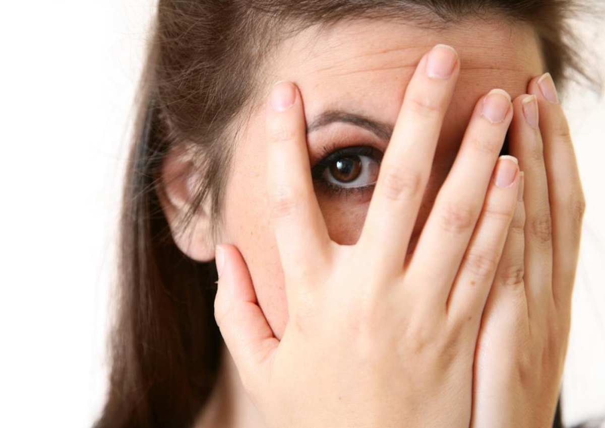 أمراض خطيرة تكشف عنها هالاتك السوداء
