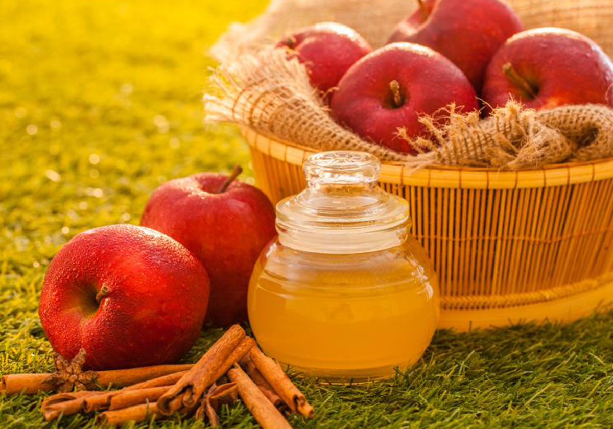 خلطات خل التفاح تعتني بجمالك في رمضان