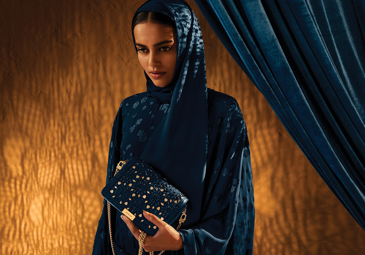 ما يجب ان ترتدينه في شهر رمضان بحسب مايكل كورس