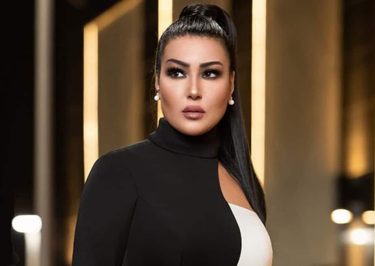 سمية الخشاب بأغرب جلسة تصوير لها وهي غارقة في بحر البرتقال!