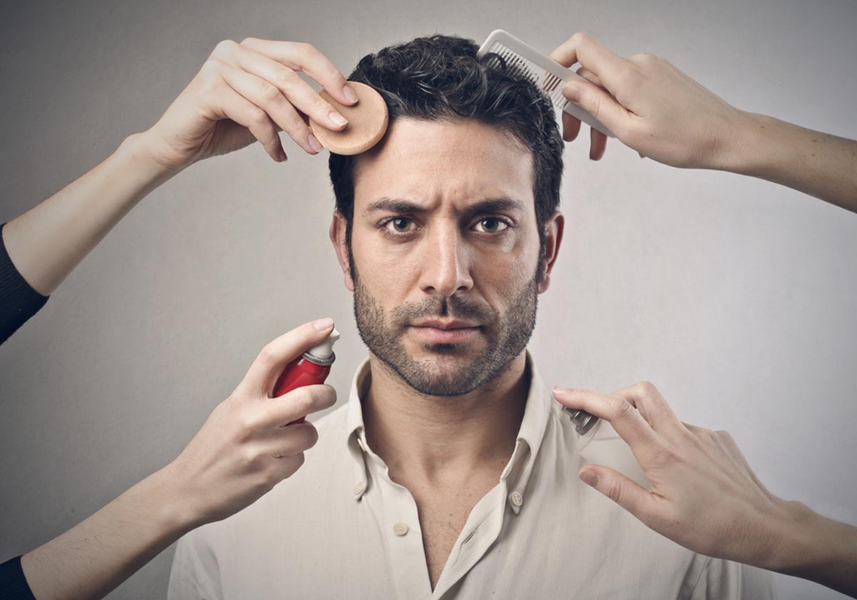 الماكياج الذي يُعتمد للرجال على التلفزيون....خطواتُ ستفاجئك! 