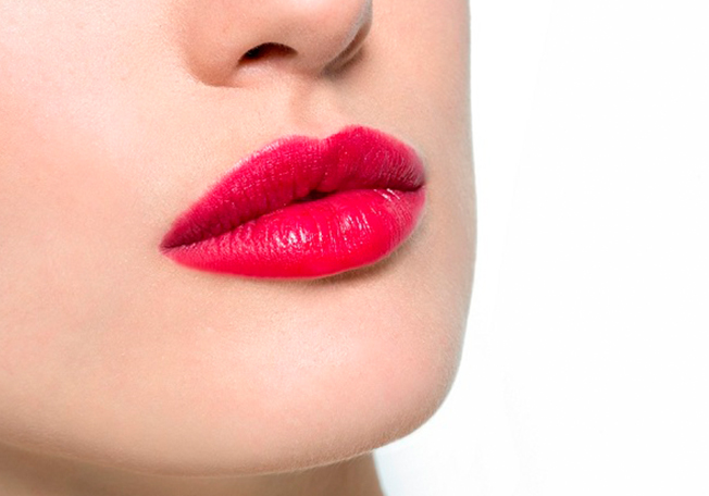 بالصور، ألوان POP Lipstick من Clinique لصيف مشّع