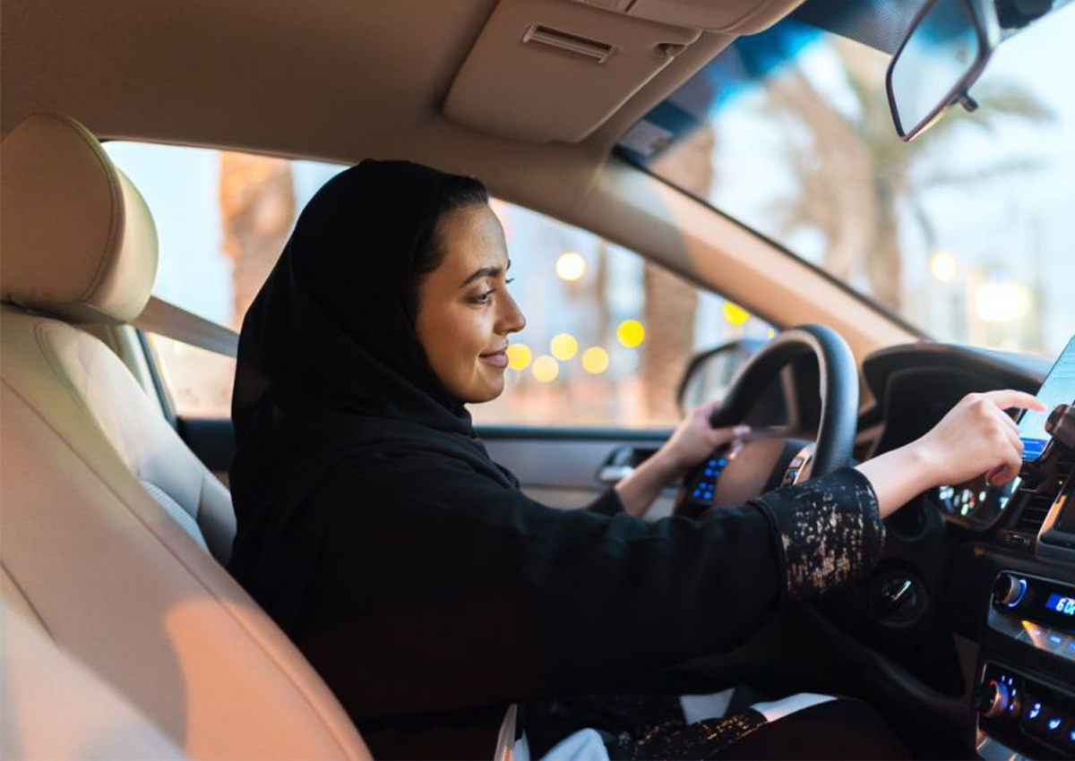 طريقة تفسير قيادة السيارة في المنام