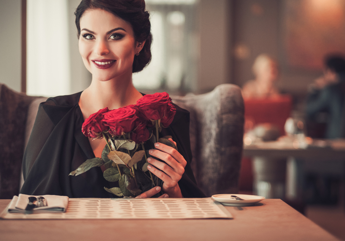 كيف تتناولين العشاء بحسب الاتيكيت؟