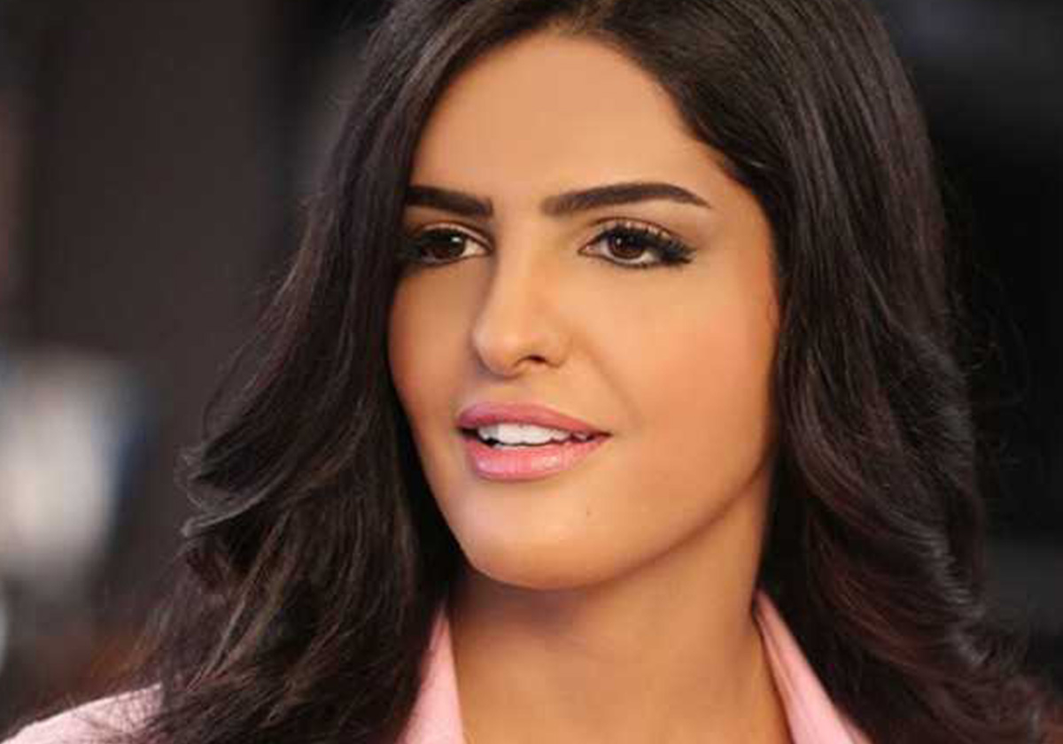 بالصور والأرقام: من هنّ أحلى وأغنى نساء العالم العربي؟