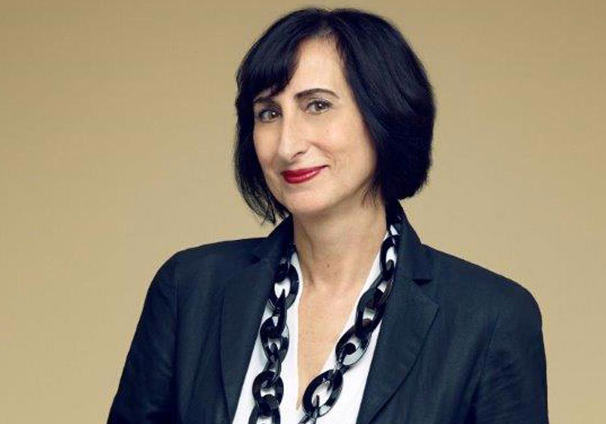 اكتشفي كواليس عطر مارك جايكوبز الجديد مع خبيرة العطور آني بوزانتيان
