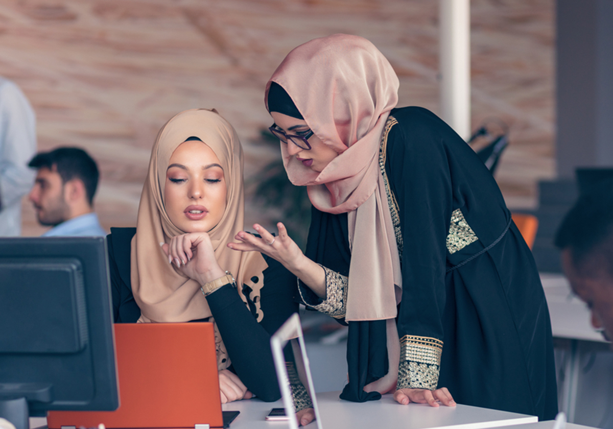 المرأة السعوديّة تحقق تقدماً ضخماً جداً في القطاع الخاص