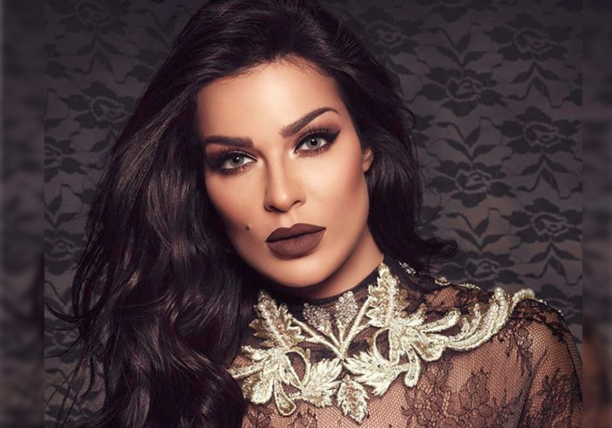 شبيهة نادين نجيم تشعل مواقع التواصل الاجتماعي بصورها: فمن هي الأجمل؟