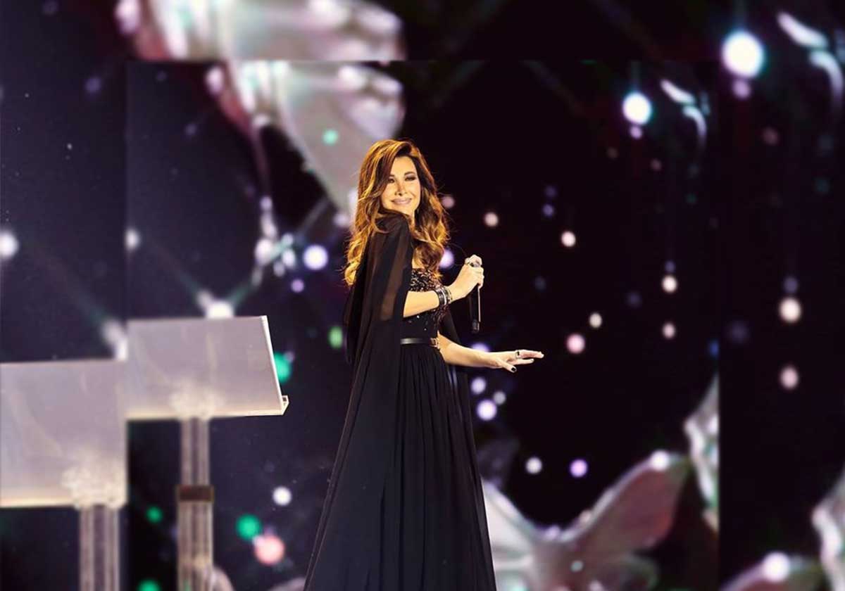 فساتين سهرة رائعة ارتدتها نانسي عجرم