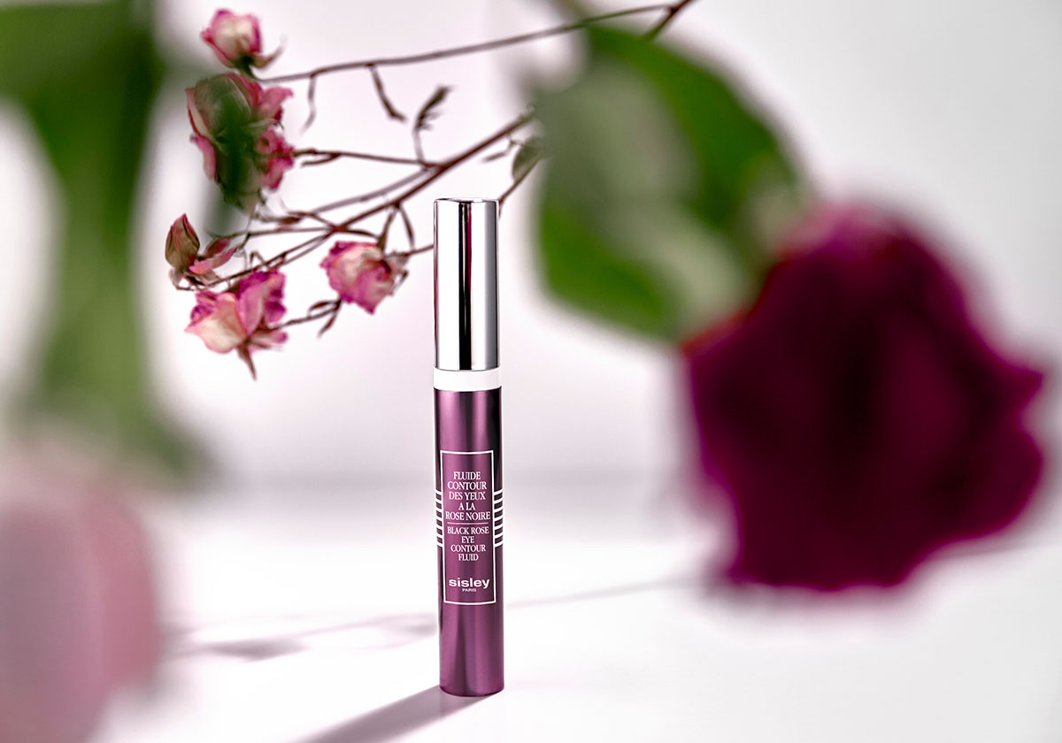 كريم Black Rose Eye Contour Fluid من Sisley Paris